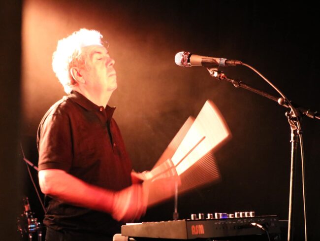 Lol Tolhurst live in Seattle, WA