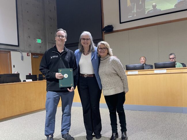 Stefan Goldby Leslie Schneider Kelle Kitchel-Cooper Bainbridge Island